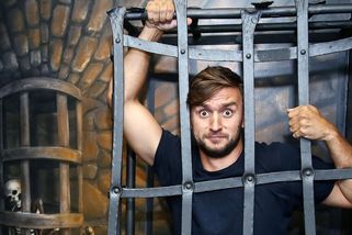 Youtuber Tary pod palbou drsné kritiky: Na dětských táborech, které stojí balík, se prý děly hrozné věci - Super.cz